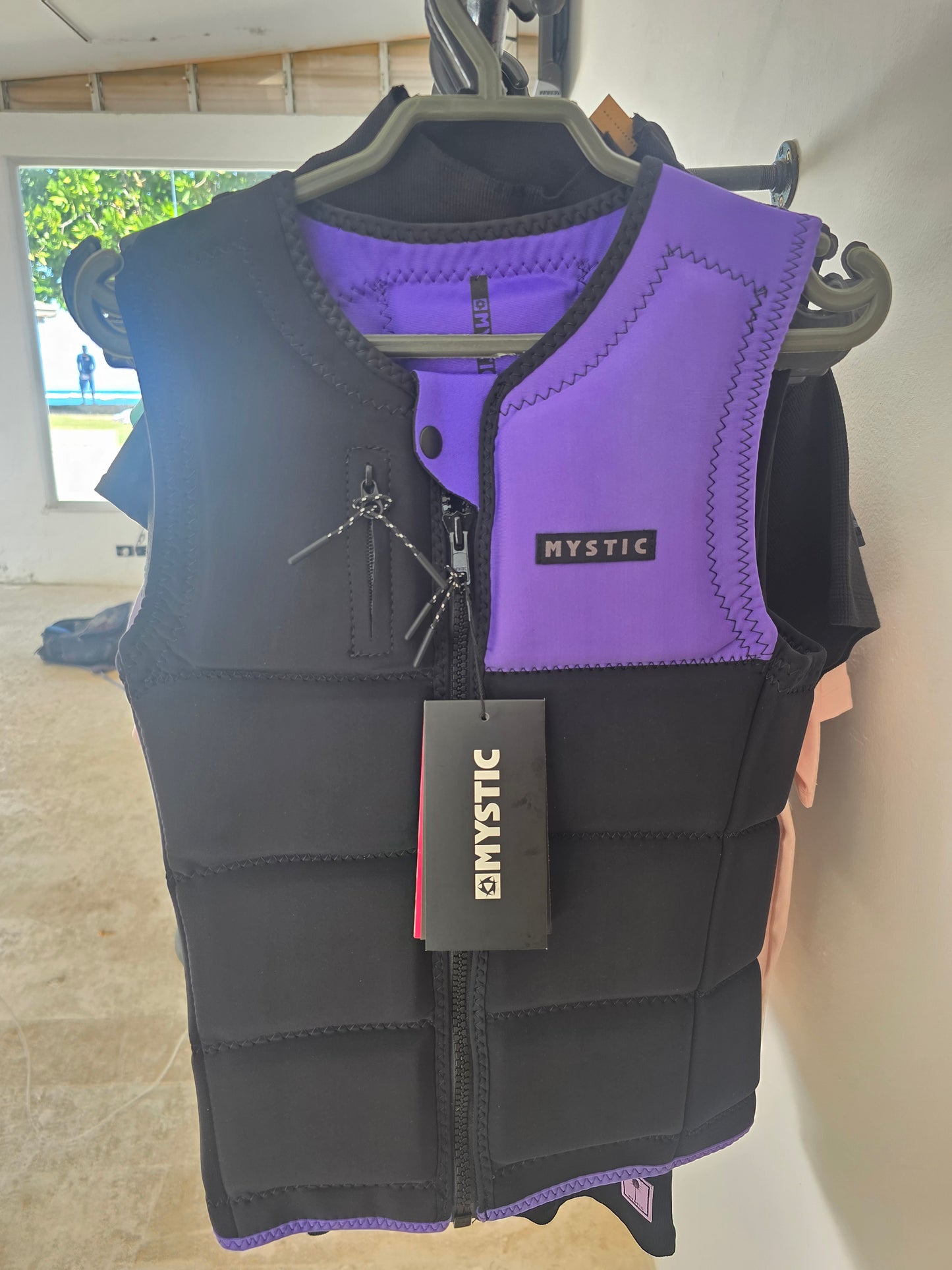 Dazzled Impact Vest FZ Wake Women