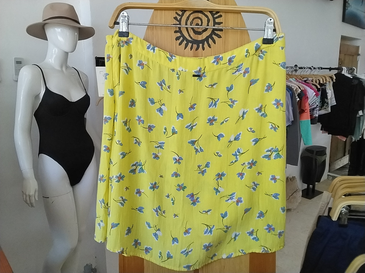 Sindra floral