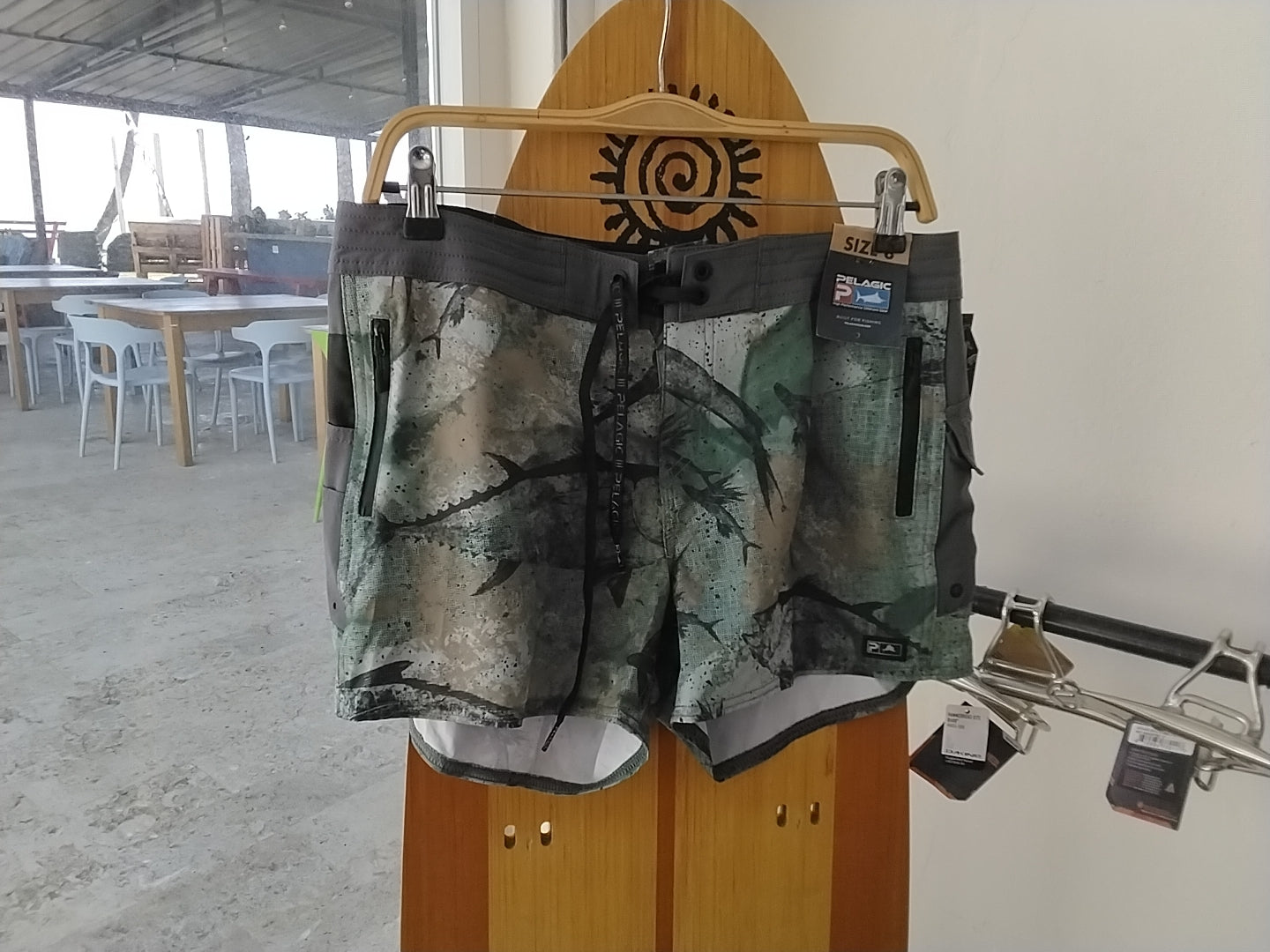 Pelagic short