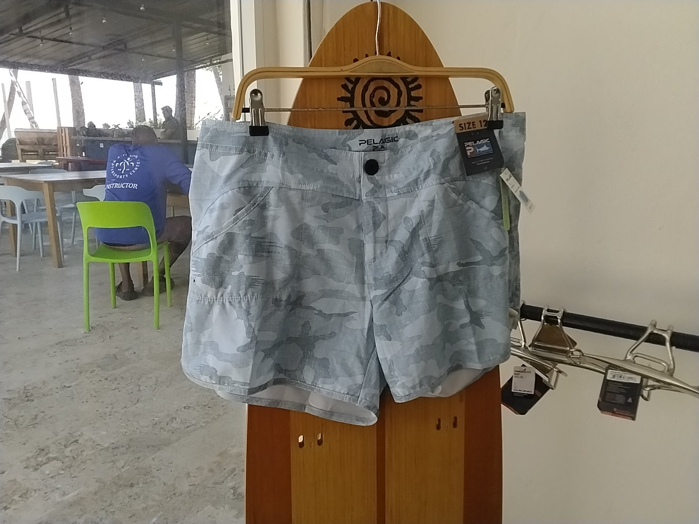Pelagic short