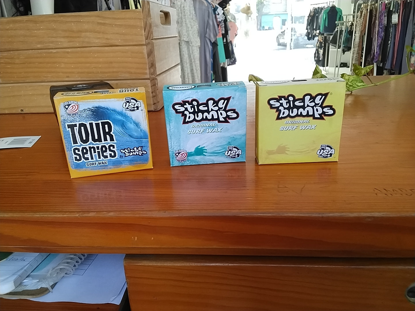 Sticky bumps